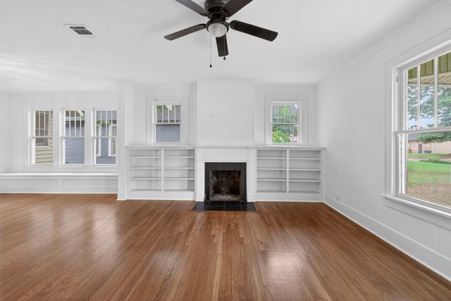 106 Washington Place S, Marshall, TX 75670