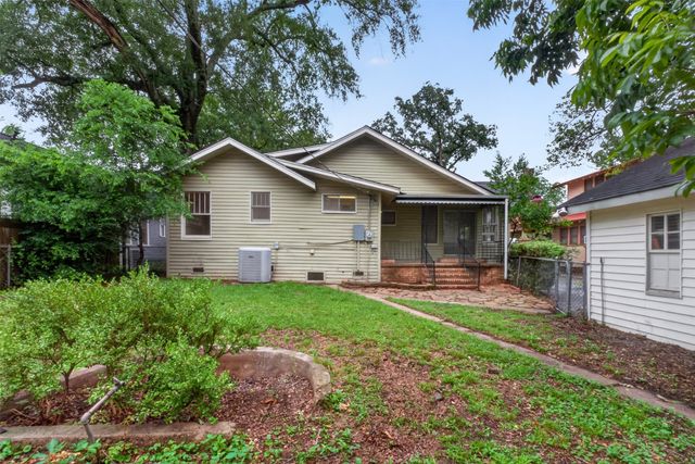 106 Washington Place S, Marshall, TX 75670