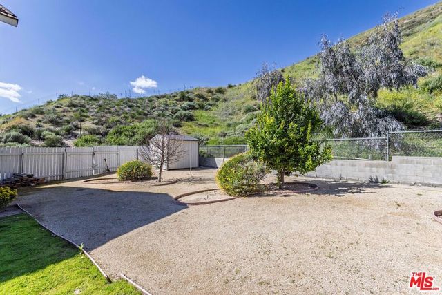 27866 Glasser Avenue, Canyon Country, CA 91351
