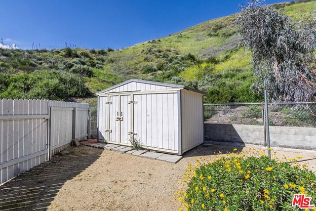 27866 Glasser Avenue, Canyon Country, CA 91351