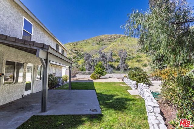 27866 Glasser Avenue, Canyon Country, CA 91351