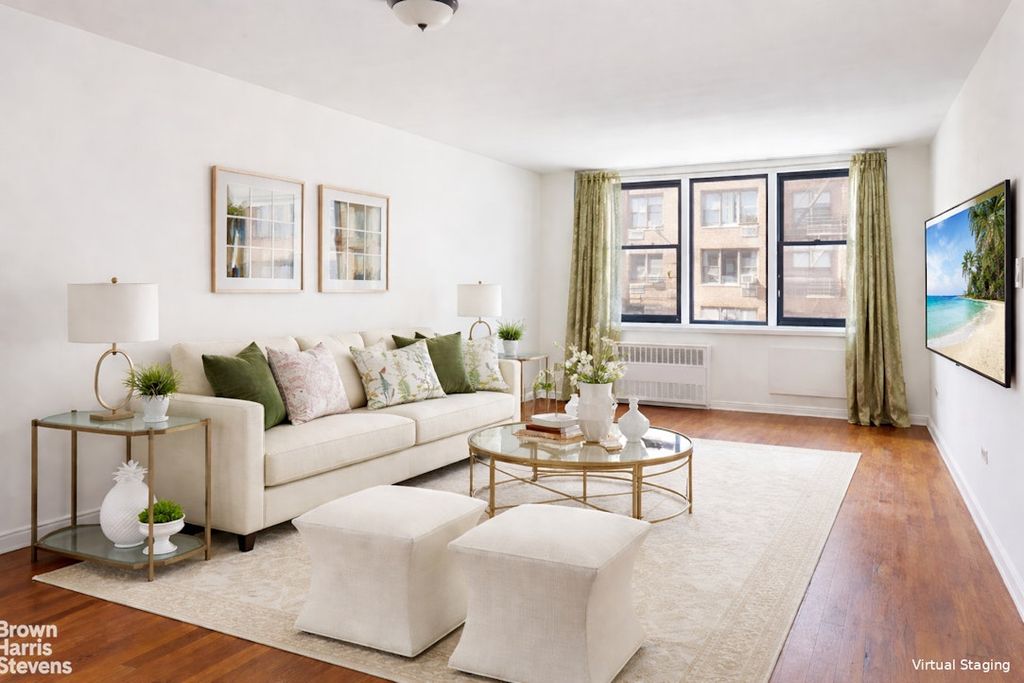 8330 Vietor Ave Apt 529, New York City, NY 11373