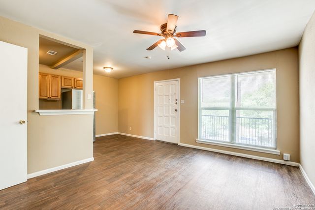 216 Lucas St Apt 8, San Antonio, TX 78209