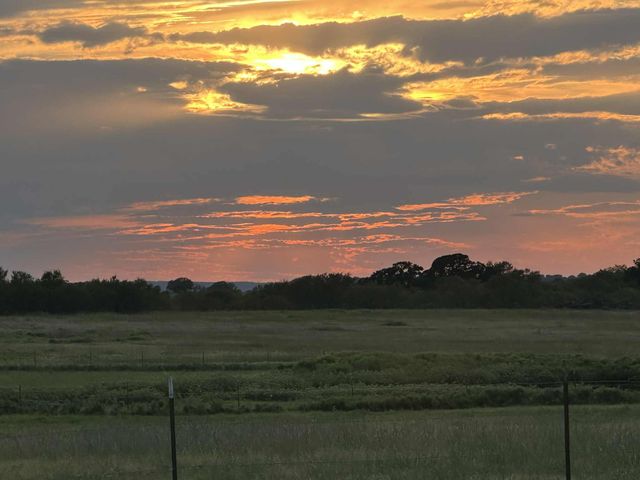 6551 Crooked Creek Road, Bowie, TX 76230