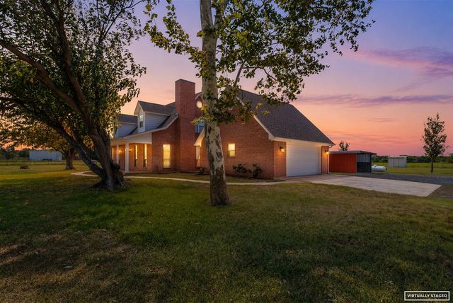 9879 W Highway 199, Poolville, TX 76487