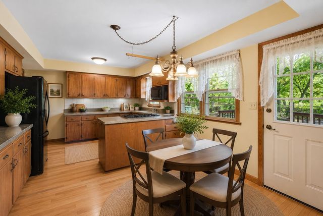 6717 Southdale Road, Edina, MN 55435