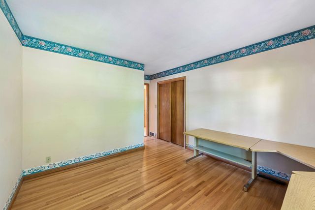 6717 Southdale Road, Edina, MN 55435
