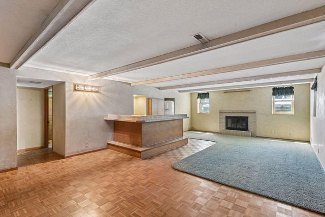 6717 Southdale Road, Edina, MN 55435