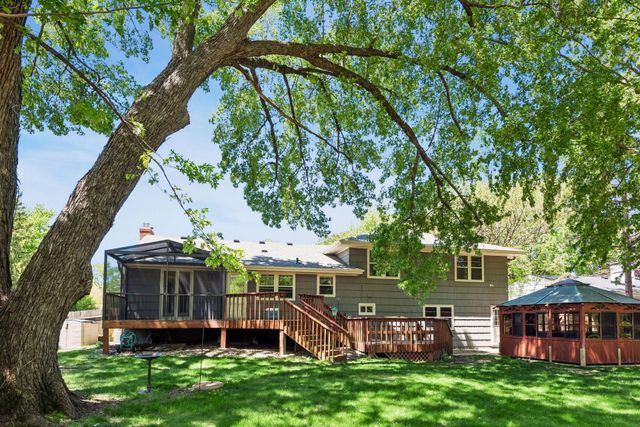 6717 Southdale Road, Edina, MN 55435