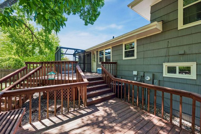 6717 Southdale Road, Edina, MN 55435