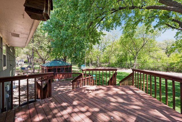 6717 Southdale Road, Edina, MN 55435