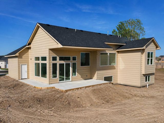 5865 N St. Paul Ct., Wichita, KS 67204