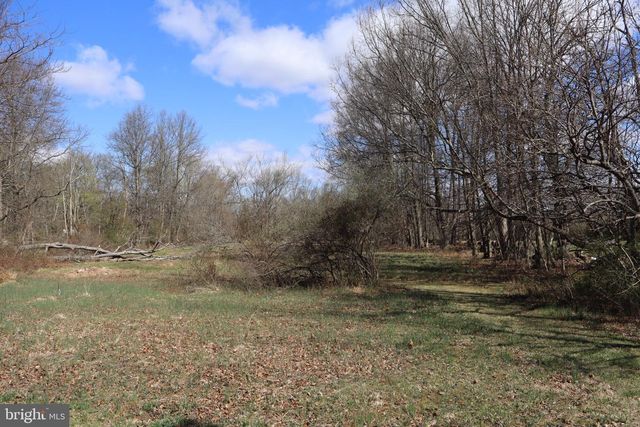 1583 CHESTNUT RIDGE RD, Upper Black Eddy, PA 18972