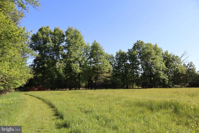 1583 CHESTNUT RIDGE RD, Upper Black Eddy, PA 18972