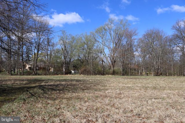 1583 CHESTNUT RIDGE RD, Upper Black Eddy, PA 18972