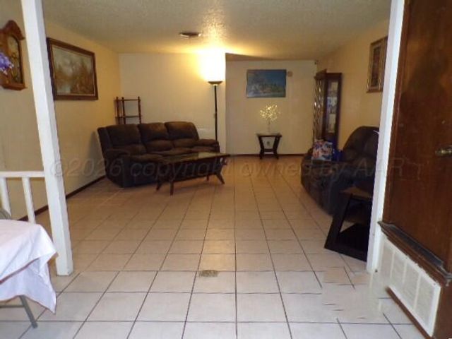 1620 BLUEBELL Street, Amarillo, TX 79107