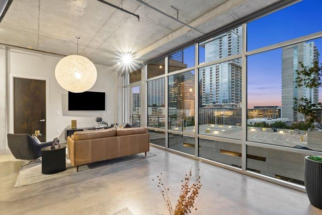 800 W 5th ST 703, Austin, TX 78703
