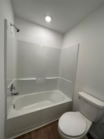 4130 Brazos Brook Trail, Baytown, TX 77521