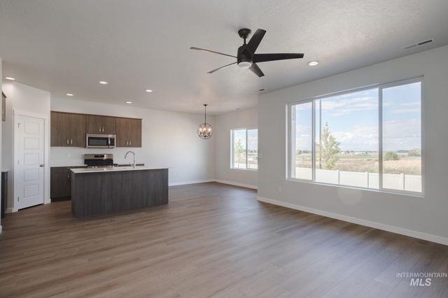 18389 N Trumpet Lily Ave, Nampa, ID 83687