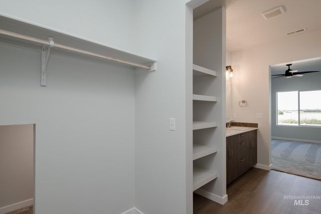 18389 N Trumpet Lily Ave, Nampa, ID 83687