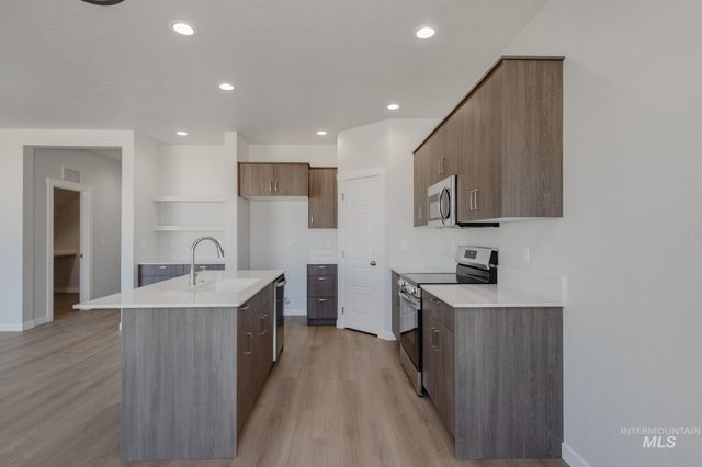 18389 N Trumpet Lily Ave, Nampa, ID 83687