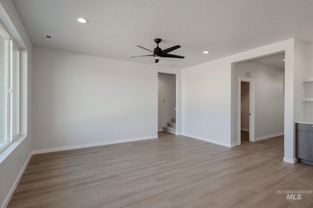 18389 N Trumpet Lily Ave, Nampa, ID 83687