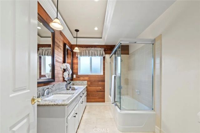 956 W 14th Street, Upland, CA 91786