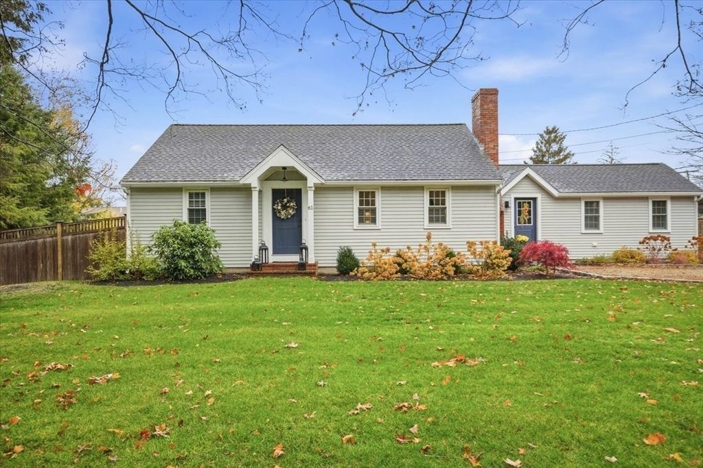 61 Spofford St, Newburyport, MA 01950