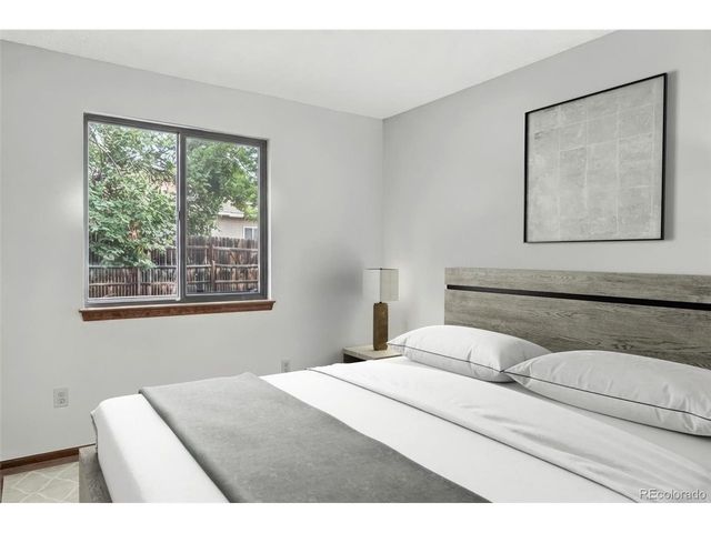 1001 Sunburst Ct, Lafayette, CO 80026