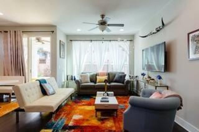 807 E 16th ST A, Austin, TX 78702