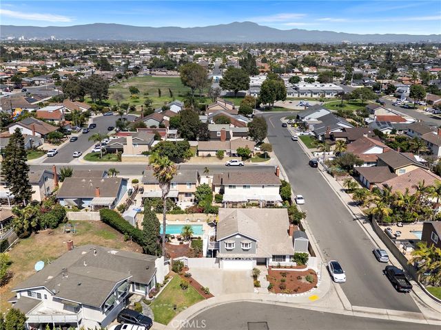 16182 Mt Nimbus, Fountain Valley, CA 92708