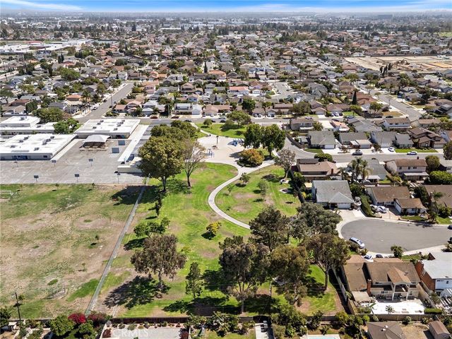 16182 Mt Nimbus, Fountain Valley, CA 92708