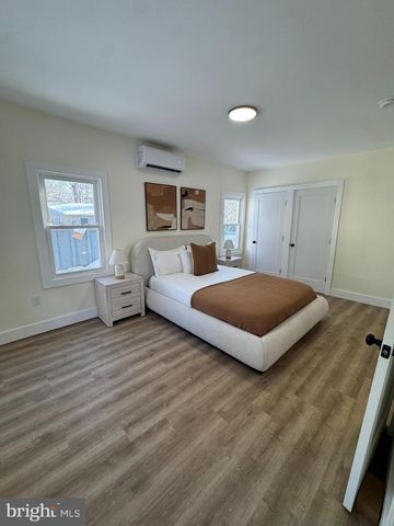 11 GENTIAN ST, Browns Mills, NJ 08015