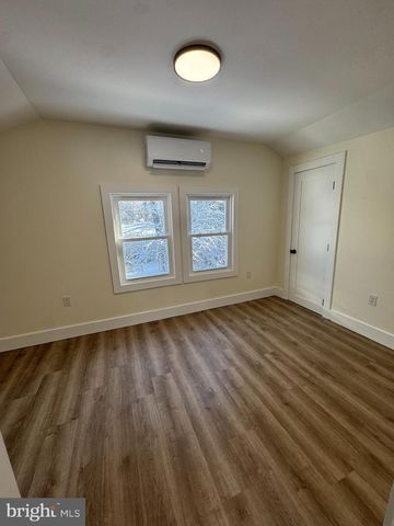 11 GENTIAN ST, Browns Mills, NJ 08015