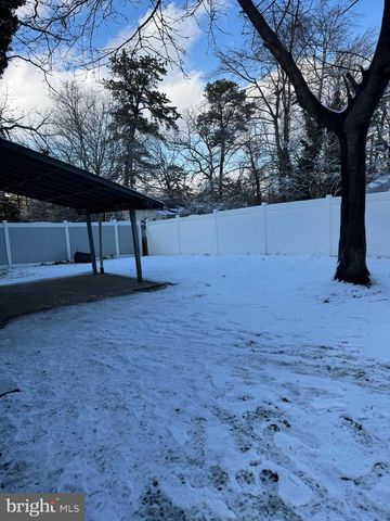 11 GENTIAN ST, Browns Mills, NJ 08015