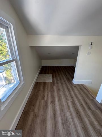 11 GENTIAN ST, Browns Mills, NJ 08015