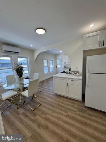 11 GENTIAN ST, Browns Mills, NJ 08015