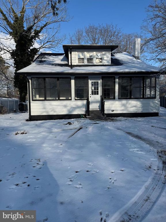 11 GENTIAN ST, Browns Mills, NJ 08015