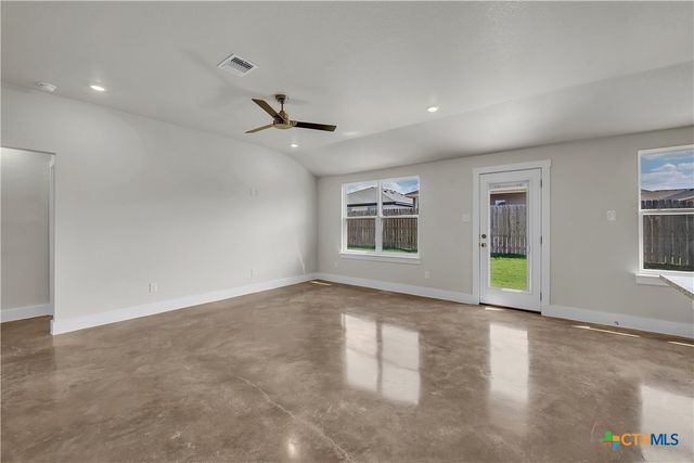 1019 Peppermint Drive, Temple, TX 76501