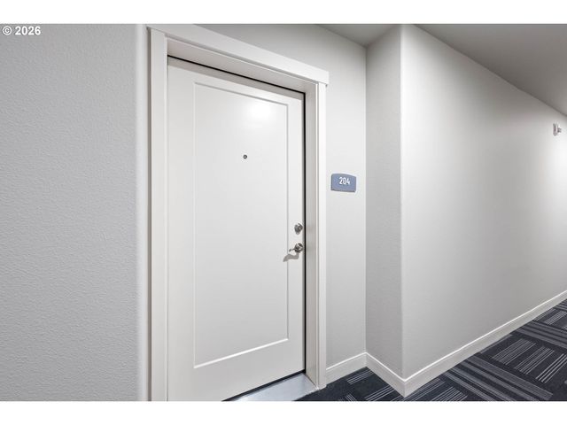 16449 Nw CHADWICK Way 204, Portland, OR 97229