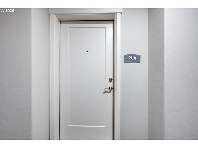 16449 Nw CHADWICK Way 204, Portland, OR 97229