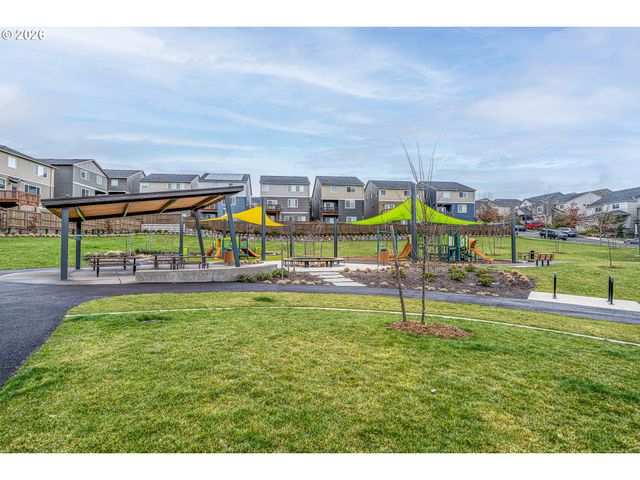 16449 Nw CHADWICK Way 204, Portland, OR 97229