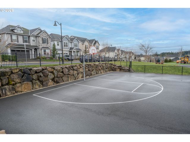 16449 Nw CHADWICK Way 204, Portland, OR 97229