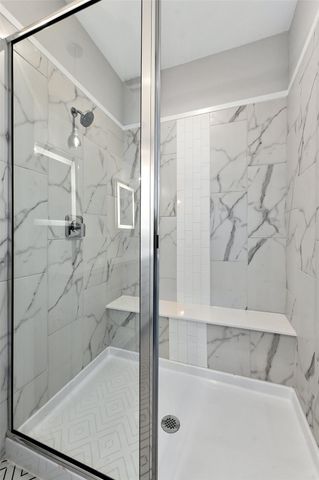 12001 Vista Parke DR 701, Austin, TX 78726