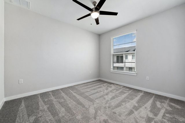 12001 Vista Parke DR 701, Austin, TX 78726