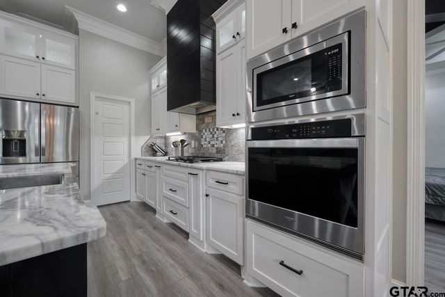 12121 Oak Grove Drive, Tyler, TX 75706