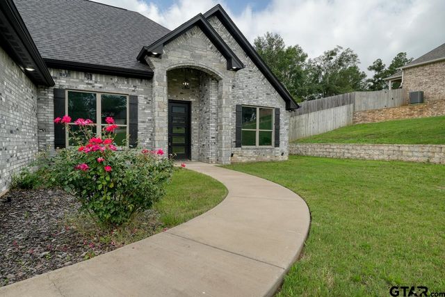 12121 Oak Grove Drive, Tyler, TX 75706