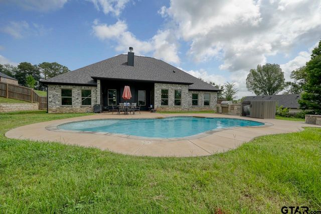 12121 Oak Grove Drive, Tyler, TX 75706