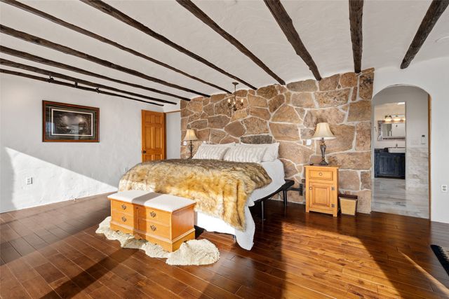 100 Rancho Alegre, Santa Fe, NM 87508