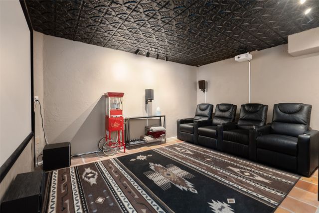 100 Rancho Alegre, Santa Fe, NM 87508